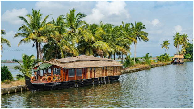 House boating in Kerala is a Cheap Affair