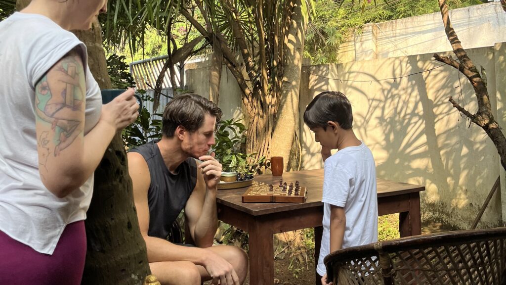 yoga-ashram-chess-game-mindfulness-devvrat-yoga-sangha-kerala