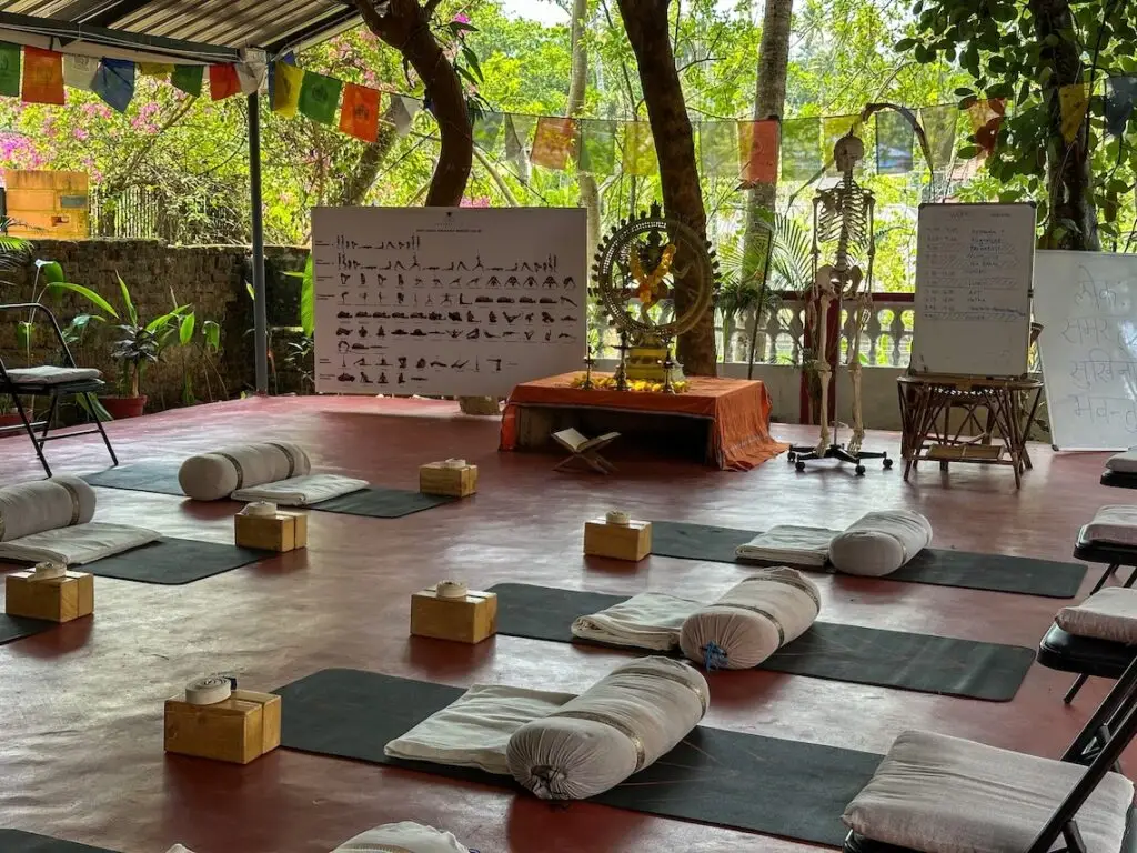 accommodation 300H atmosphere shala2 landscape