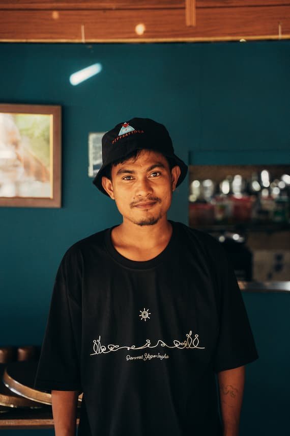 team profile akash portrait